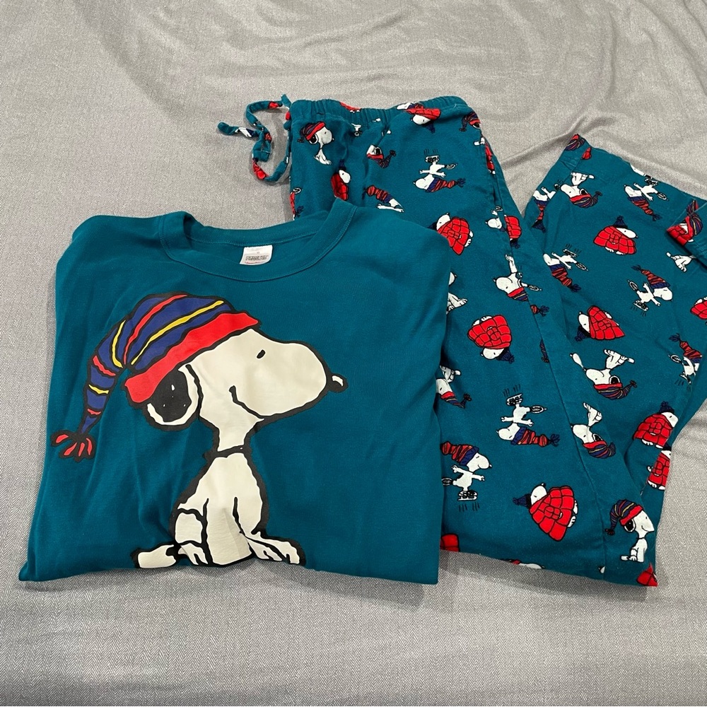 Hanna Anderson Peanuts Holiday Pajamas